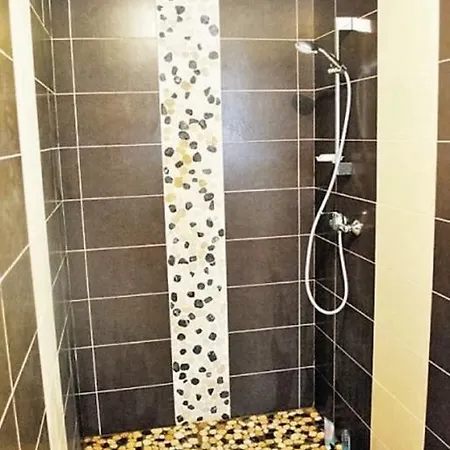 Le Clos *